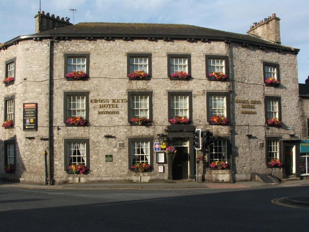 Apartmán The Cross Keys Milnthorpe Pokoj fotografie